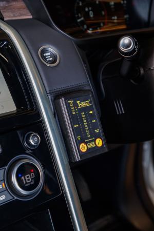 Land Rover Discovery Mobile Malaria Project 2019 года 